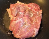 A picture of step 1 of Chicken and Cabbage in a Frying Pan.