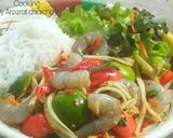 รูปขั้นตอนการทำที่ 2 ของ ส้มตำกุ้งสด