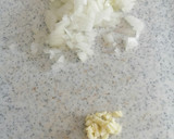Foto del paso 5 de la receta: Arroz caldoso con langostinos y almejas