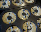 A picture of step 3 of Baked Blueberry " Donuts ".