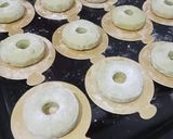 Foto langkah ke 6 dari resep Donat Jadul Matcha Ekonomis.