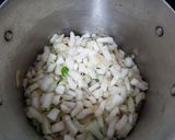 A picture of step 2 of Bok Choy Soup.