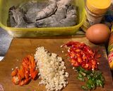 Foto langkah ke 1 dari resep Udang Saus Telur Asin / Salt Egg Prawn.