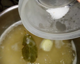 Foto del paso 2 de la receta: Arroz a la cubana con salchichas