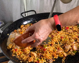Foto del paso 10 de la receta: Fideuà (fideos con frutos del mar)