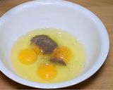A picture of step 1 of Chicken cheese omelet.