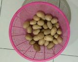 आलू का प्रसाद (Aloo ka prasad recipe in hindi) रेसिपी चरण 1 फोटो
