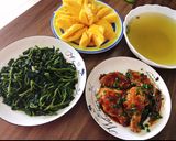 Hình bước làm 1 của món Rau muống xào tỏi