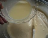A picture of step 6 of Fluffy Cupcakes.