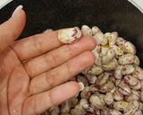 عکس مرحله 1 از دستور خوراک لوبیا چیتی تازه
