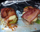A picture of step 4 of Avocado And Bacon.