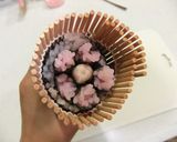 A picture of step 6 of Decorative Floret Sushi Rolls.