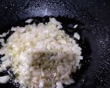 A picture of step 1 of Half Moon chicken samosa.