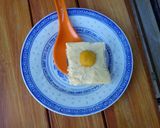 A picture of step 3 of "Sunny-Side Up Egg" Cake.