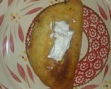A picture of step 7 of Empanadas my style.