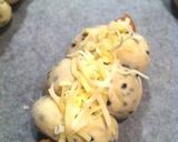 A picture of step 5 of Crispy Sausage Bread With Black Sesame Seeds.