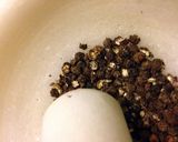 A picture of step 2 of Peppered Zucchini.
