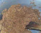 A picture of step 2 of Papy ka halwa.