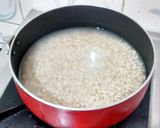 A picture of step 2 of Lemon Barley Water.
