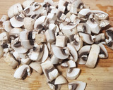 Foto del paso 1 de la receta: Champiñones salteados fáciles y rápidos