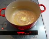 A picture of step 4 of Delicious Caramelized Onions.