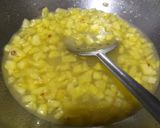 Pineapple शिरा (Pineapple sheera recipe in marathi) रेसिपी स्टेप 3 फोटो 
