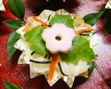 A picture of step 4 of Cute One-Bite Sushi.