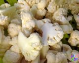 A picture of step 1 of Cauliflower Salad.
