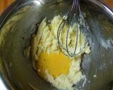 A picture of step 2 of Banana Chocolate Chip Muffins.
