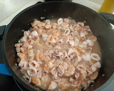 Foto del paso 2 de la receta: Falso arroz de coliflor "colirroz" con chipirones en su tinta