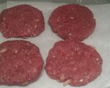 A picture of step 4 of Slimming world burgers.