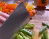 A picture of step 1 of Eggs and Pepper Stir Fry.