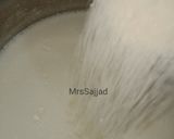 A picture of step 4 of Rice kheer.