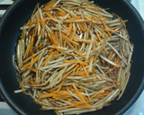 A picture of step 5 of Tasty Burdock Root and Carrot Kinpira.