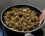 Foto langkah ke 4 dari resep Nasi Goreng Rawon.