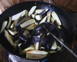 A picture of step 2 of Everyone's Favorite Mapo Eggplant.
