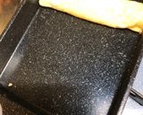 A picture of step 3 of Japanese White and Yellow Egg Roll.