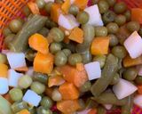 Foto del paso 1 de la receta: Tostadas de atún y verduras