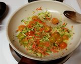 A picture of step 4 of Garlic Parmesean Summertime Pasta.