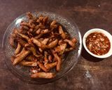รูปขั้นตอนการทำที่ 2 ของ หมูทอดกระเทียมน้ำจิ้มแจ่ว