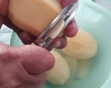 A picture of step 1 of Homemade Instant Potato Wafers.