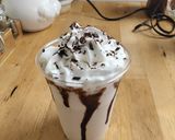 A picture of step 3 of Chocolate Bourbon Milkshake.