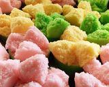 Foto langkah ke 12 dari resep Kue Mangkuk Mekar Anti Gagal.