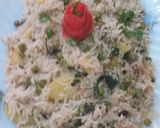 A picture of step 10 of Aloo mater methi pulao.