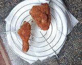 A picture of step 4 of Crispy Fried chicken.