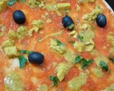 صورة لخطوة 2 من وصفة بيتزا الشاورما بصلصة الطماطم 🍅🍕