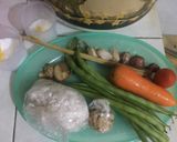 Foto langkah ke 1 dari resep Buncis & Wortel Kuah Santan.