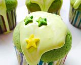 A picture of step 12 of Spinach cupcakes with egg and chocolate ganache topping.
