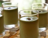 A picture of step 5 of Creamy and Rich Matcha Pudding.