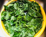 Hình bước làm 1 của món Canh rau ngót thịt bằm